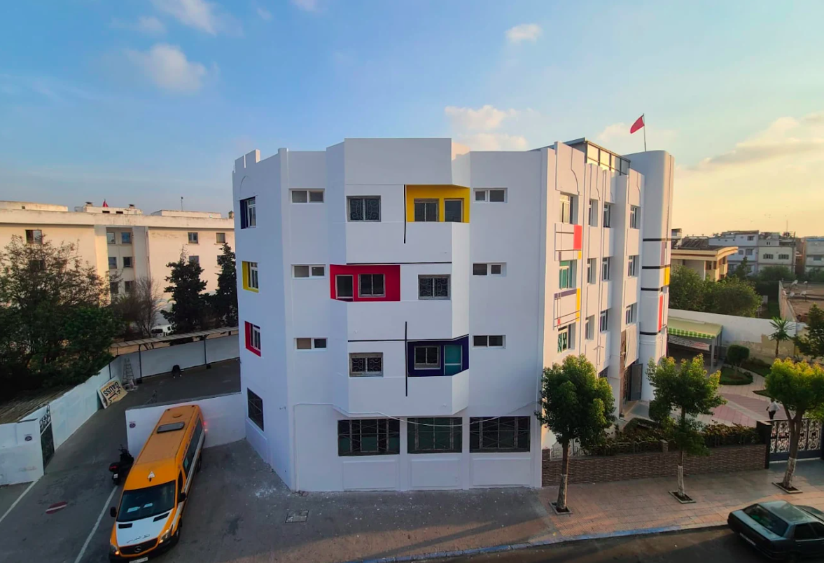 Façade principale du Groupe Scolaire Gauss